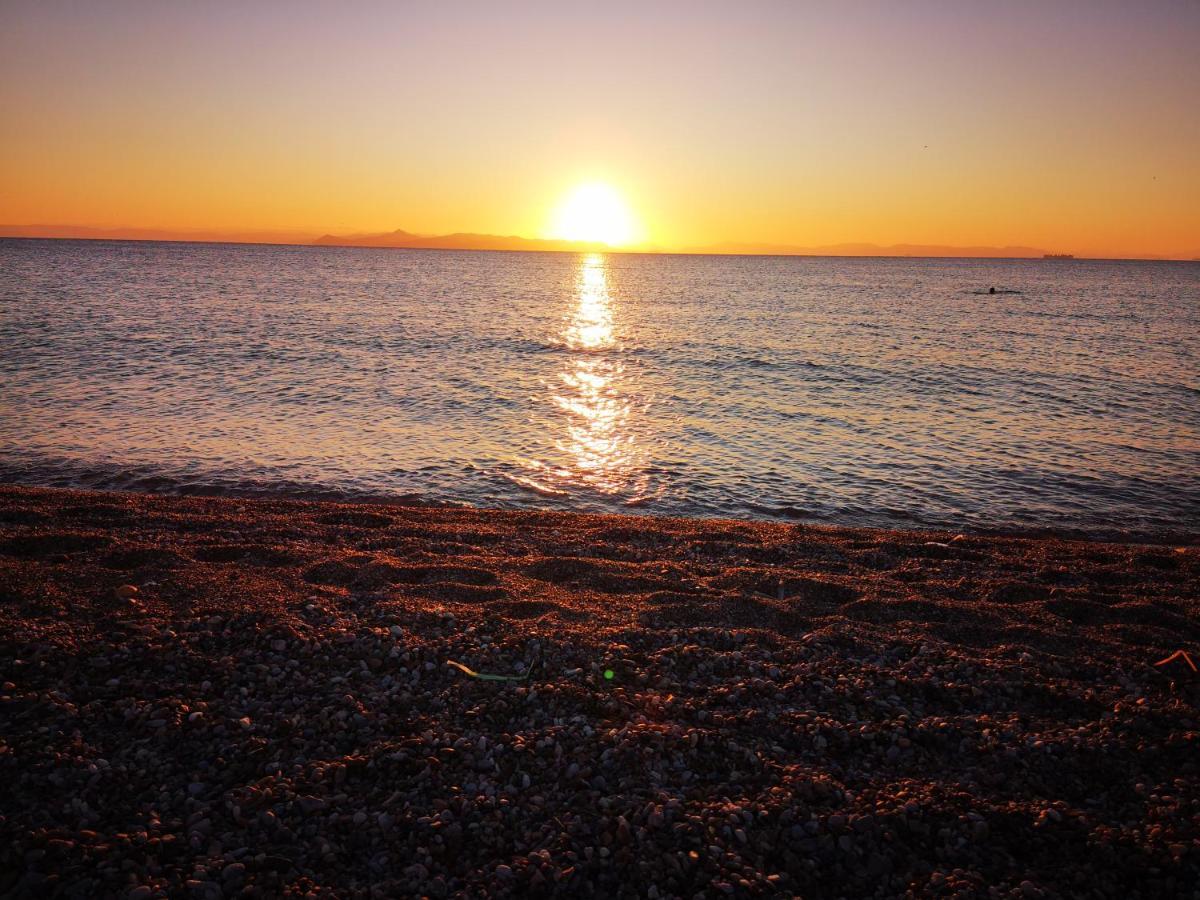 Sea&Sun Glyfada Apartment أثينا المظهر الخارجي الصورة